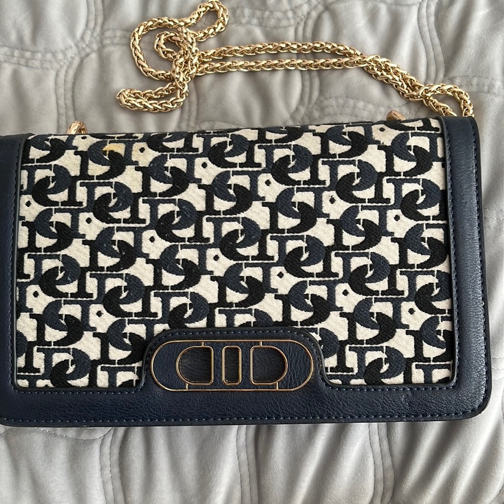 Dune London D logo chain bag